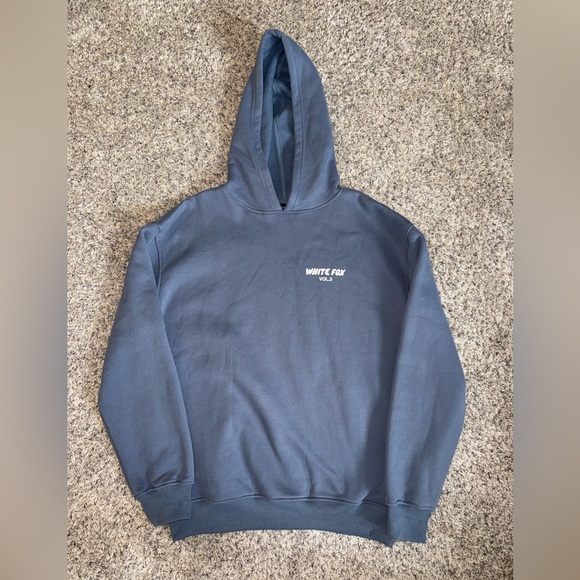 🌟NWOT🌟Blue White Fox Vol. 3 Hoodie Size S/M - Picture 3 of 5